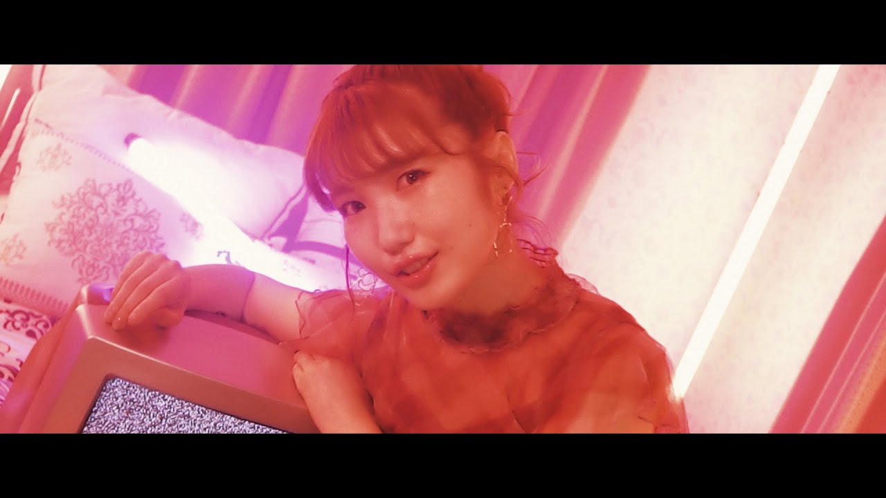 内田彩 / DECORATE