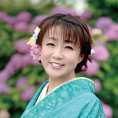 結城さおり