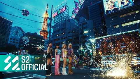 KISS OF LIFE / Lucky