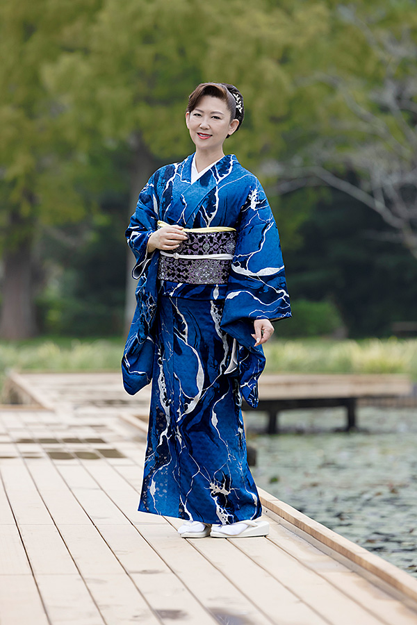 若山かずさ