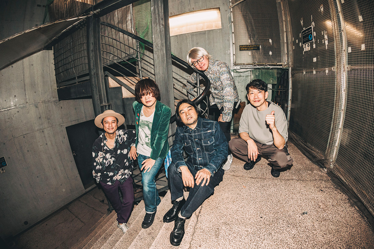 馬の骨ライブ写真(1)