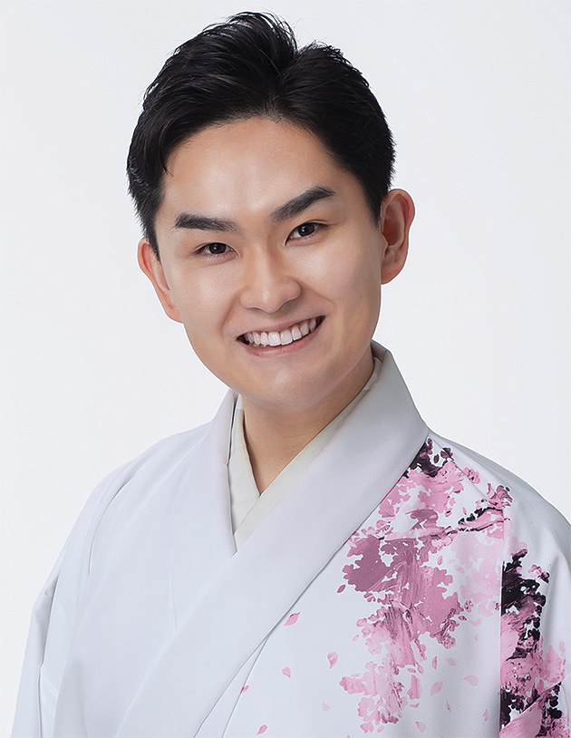 彩青