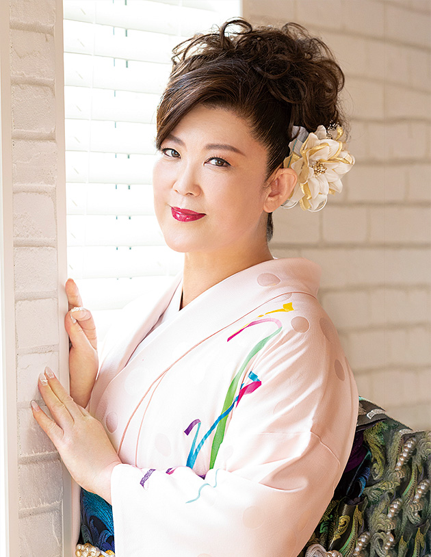若山かずさ