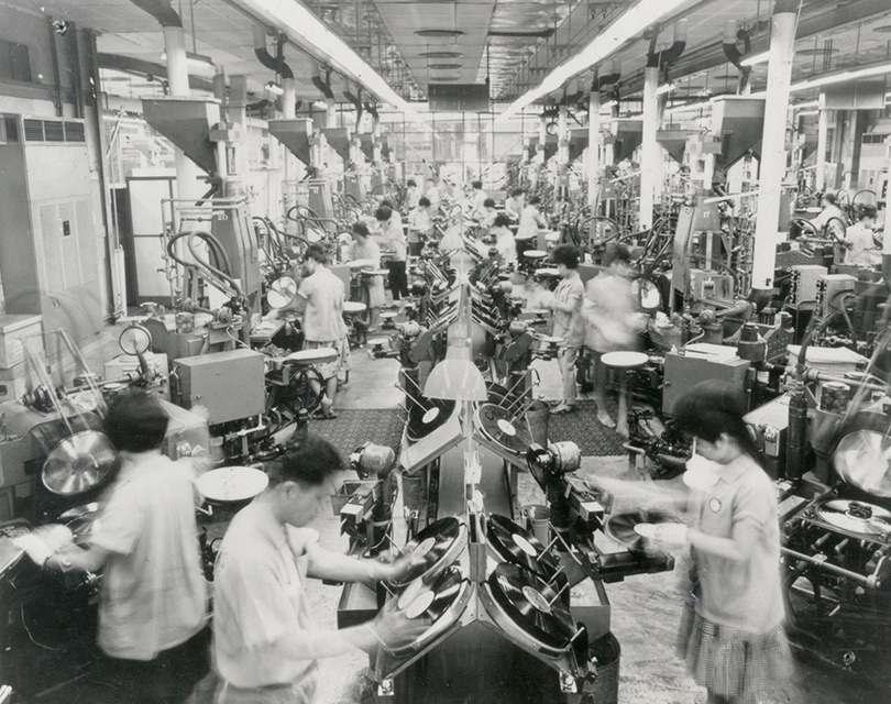 川崎工場 製作風景
