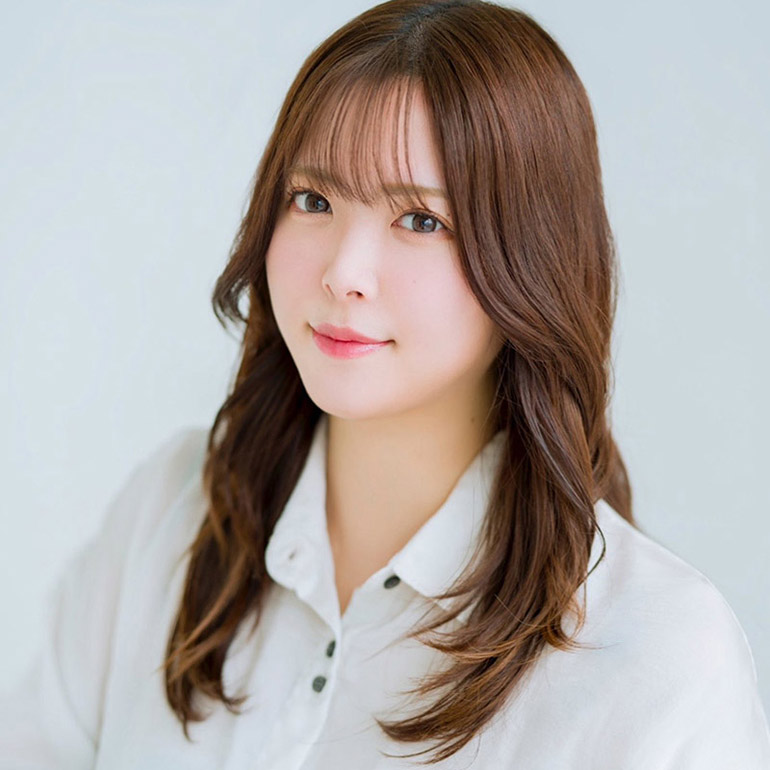 小峯愛未
